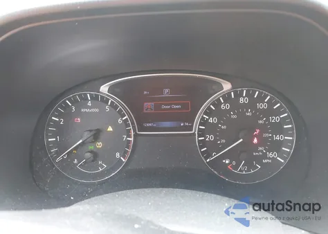 2016 Nissan Pathfinder S z USA, uszkodzony, nr VIN 5N1AR2MN0GC665190